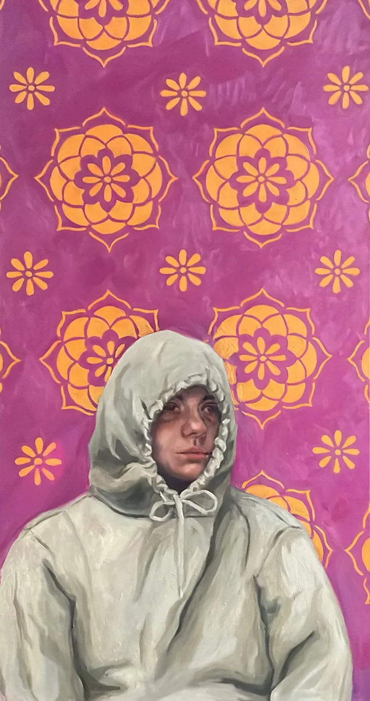 Jule Rudrof - Selbstportrait mit Hoodie und buntem Hintergrund Acryl.